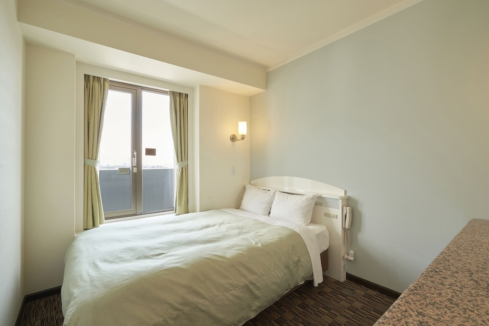 Kobe Sannomiya Union Hotel 11/59
