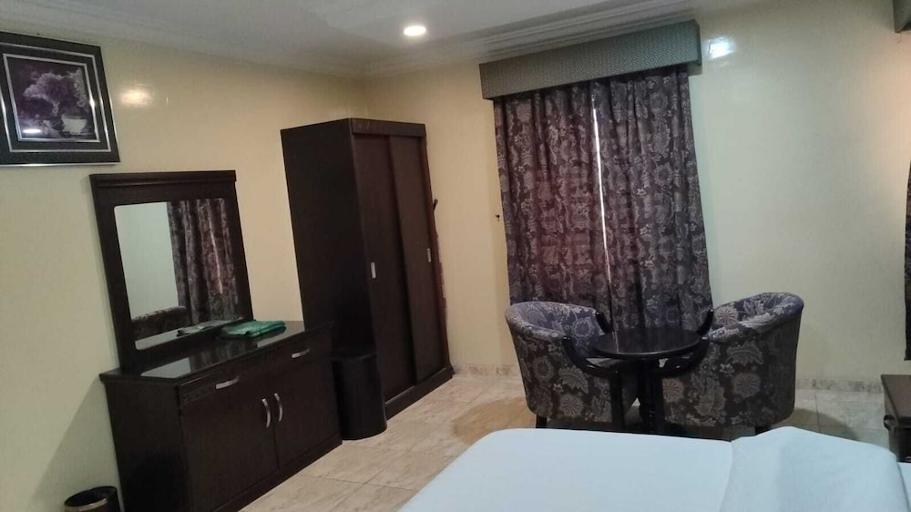Saad Palace Residential Units 9/23