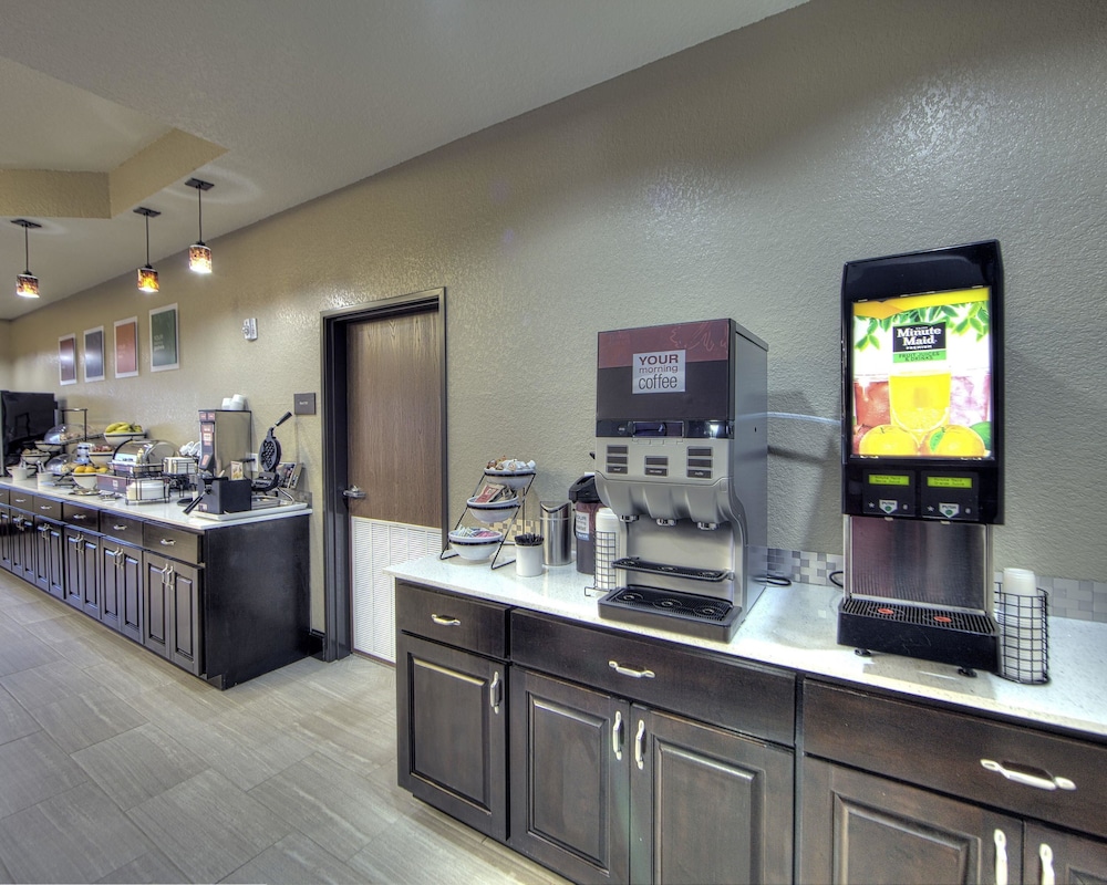 Comfort Inn & Suites Fort Worth West I-30 NAS JRB 29/40