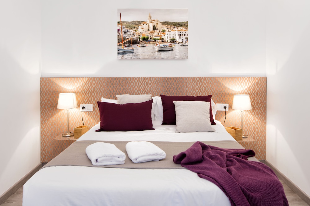 1 BEDROOM, APARTMENT