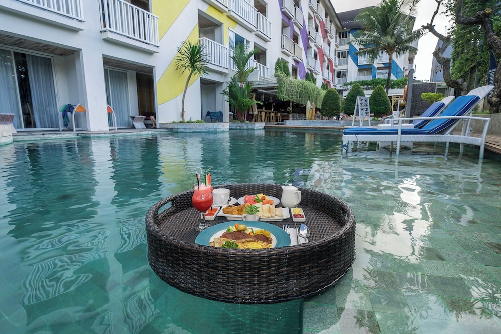 Bliss Surfer Bali By Tritama Hospitality 68/70