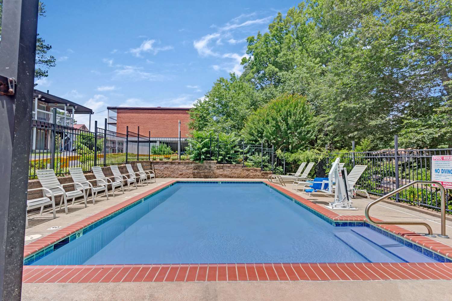 Travelodge By Wyndham Williamsburg Colonial Area 9/13