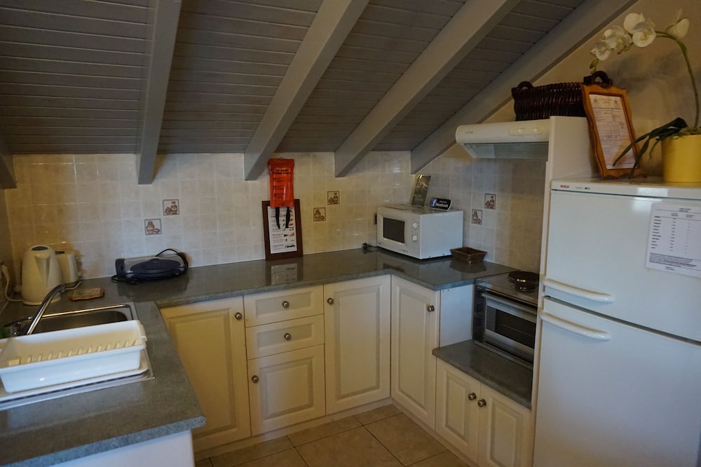 Faros Suites - Adults Only 50/50