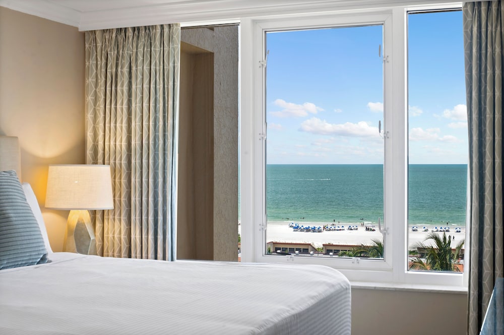 2 BEDROOMS, OCEAN VIEW