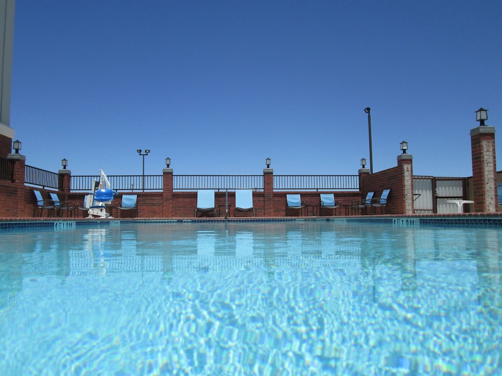 Holiday Inn Express Hotel And Suites Fort Stockton 7/47