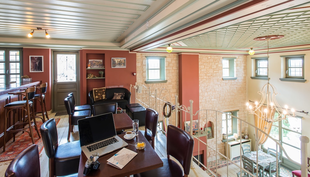 Pirrion Hotel 37/50