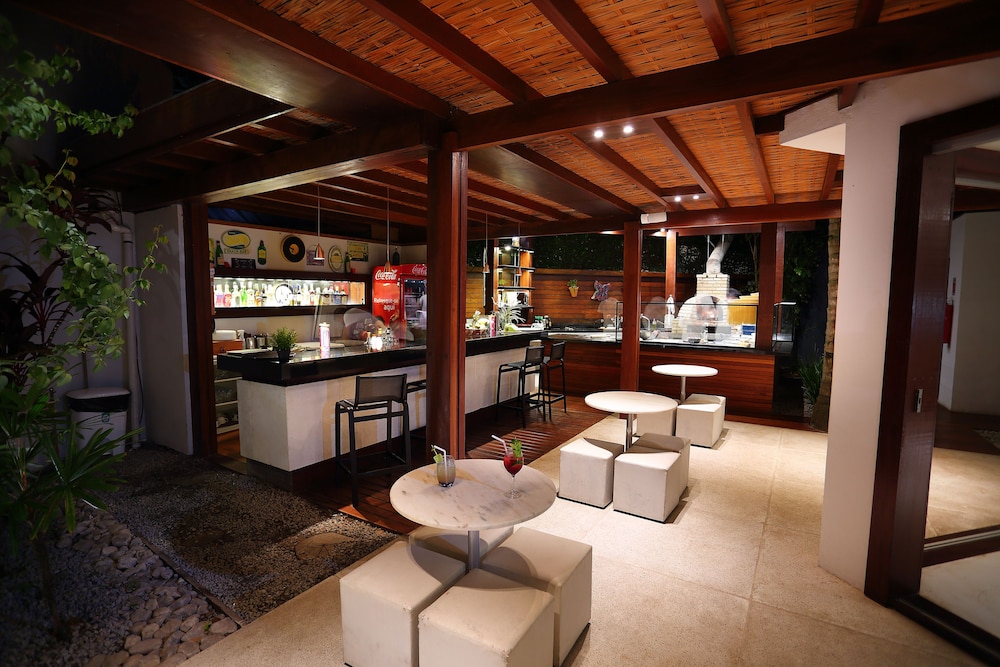 Flamingo Beach Rede Soberano 33/53