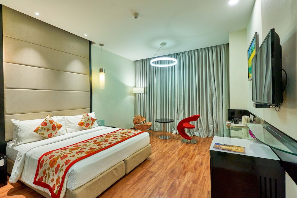 E HOTEL 14/68