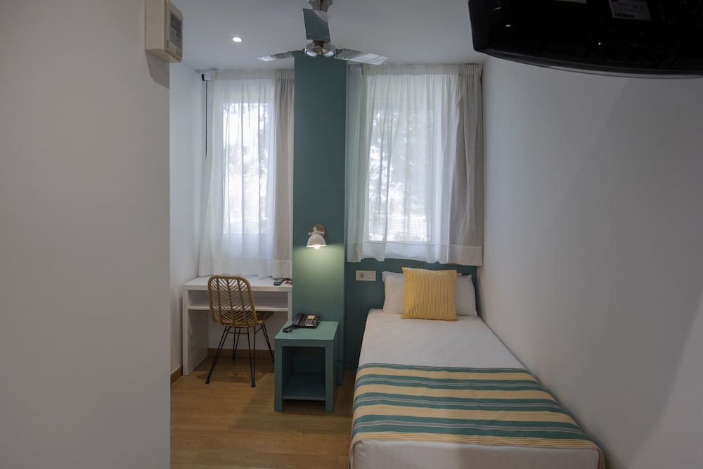 Yomo Hostal BCN Port 13/38
