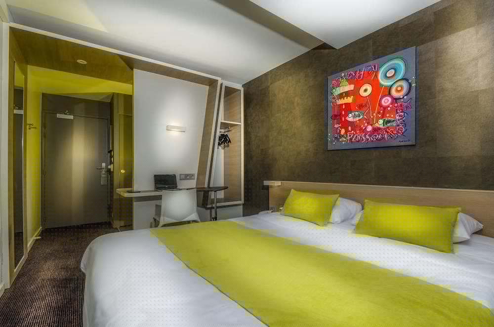 Brit Hotel Le Kerodet 15/65