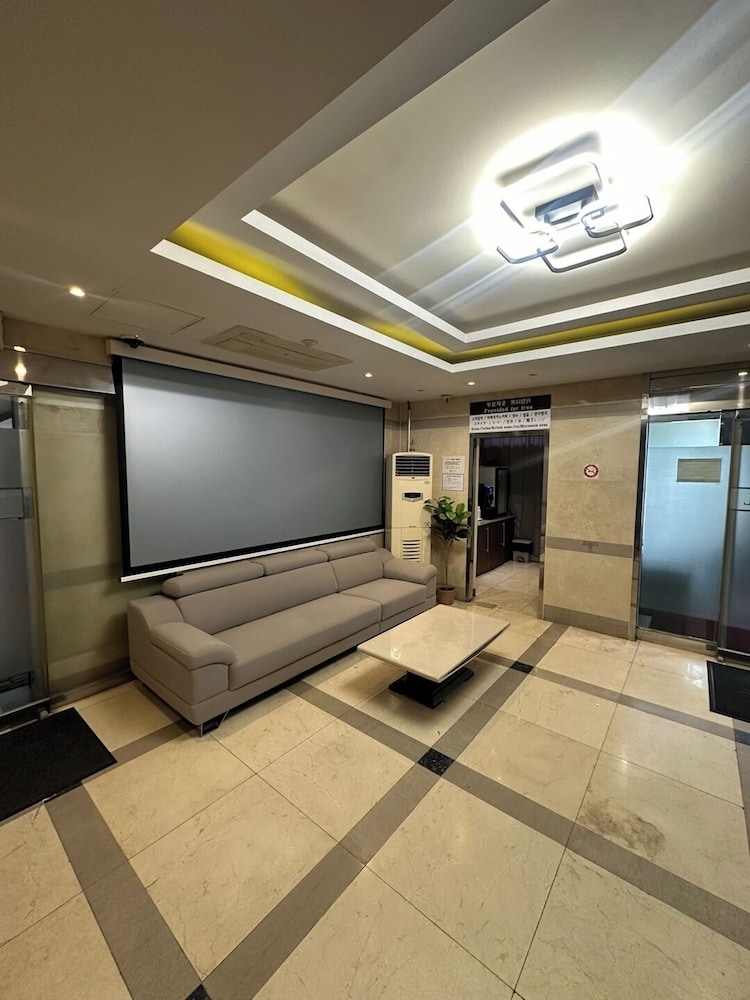 Joa Hotel 16/19