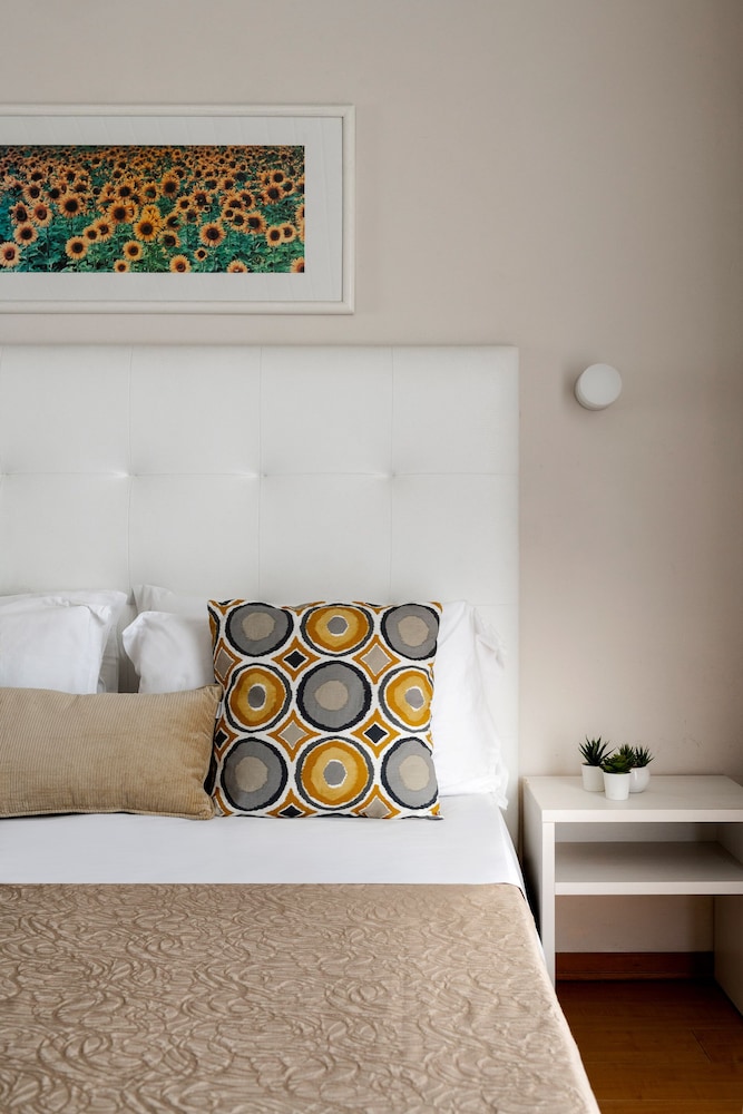 Hotel Eliseo 3/50