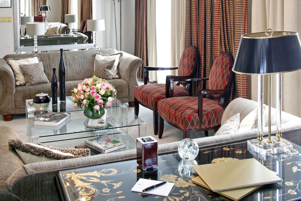 Warwick Paris Champs-Elysees 42/64