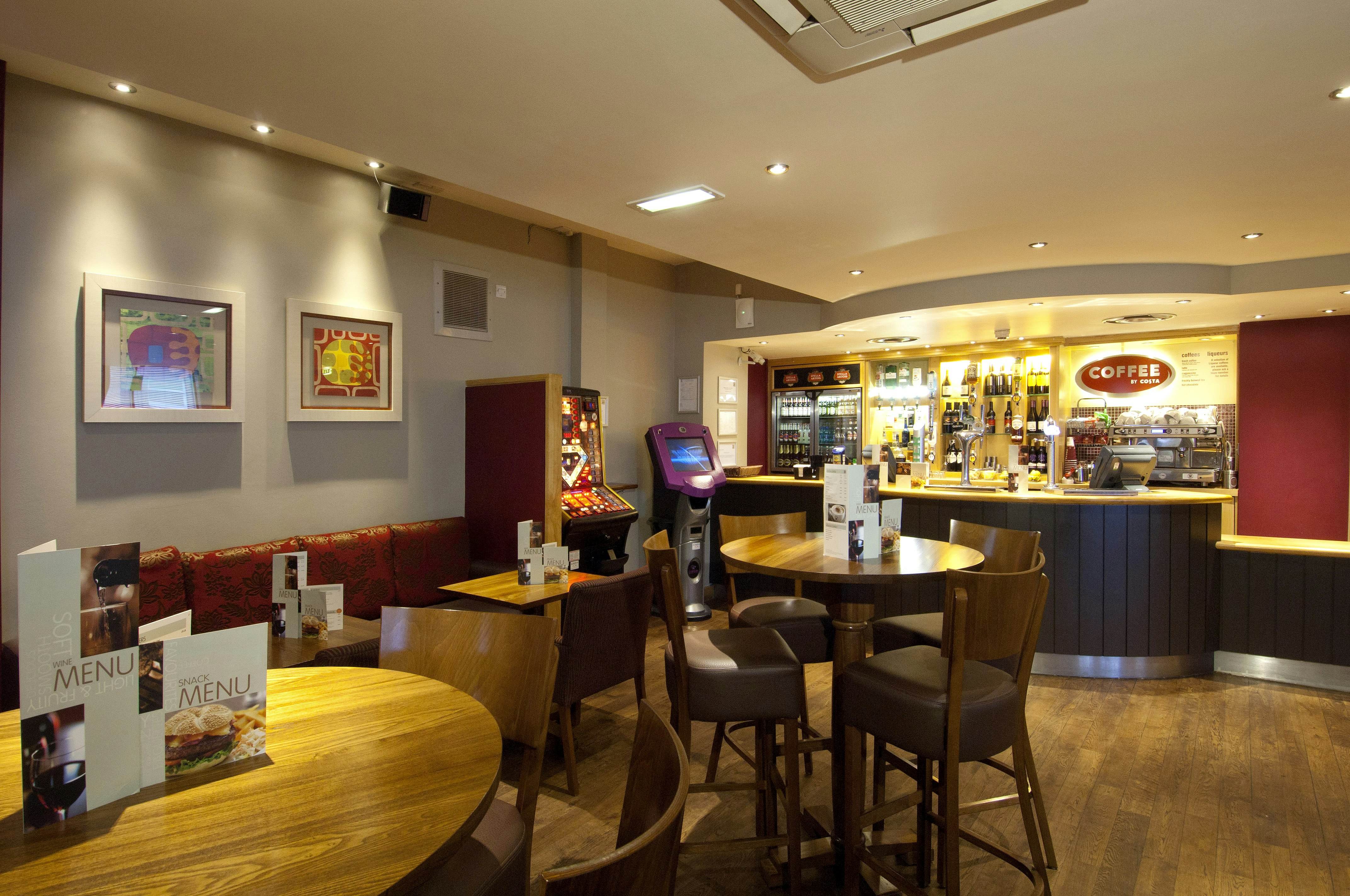 Premier Inn Sheffield City Centre (Angel Street) 41/49
