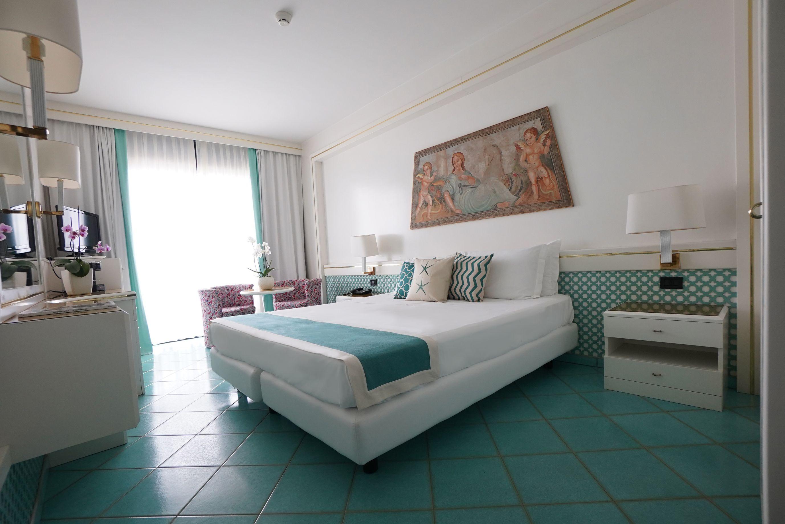 Executive, Double Bed, Sea View, Balcony