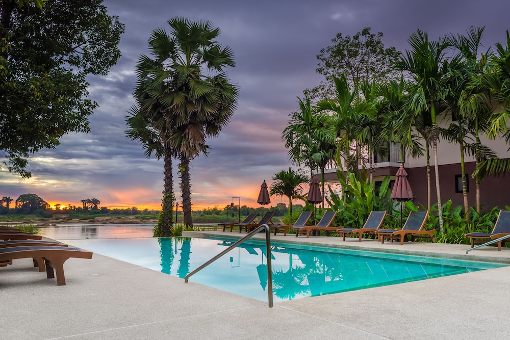 The River Resort 42/50