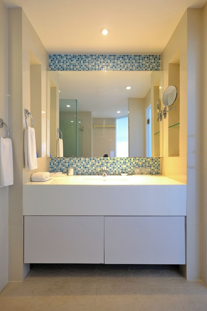 Andaman Beach Suites Hotel 13/69