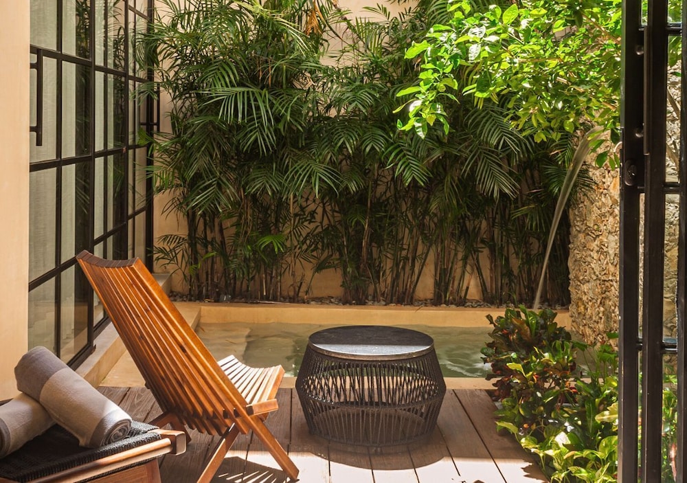 Adoro Hotel Boutique 47/50