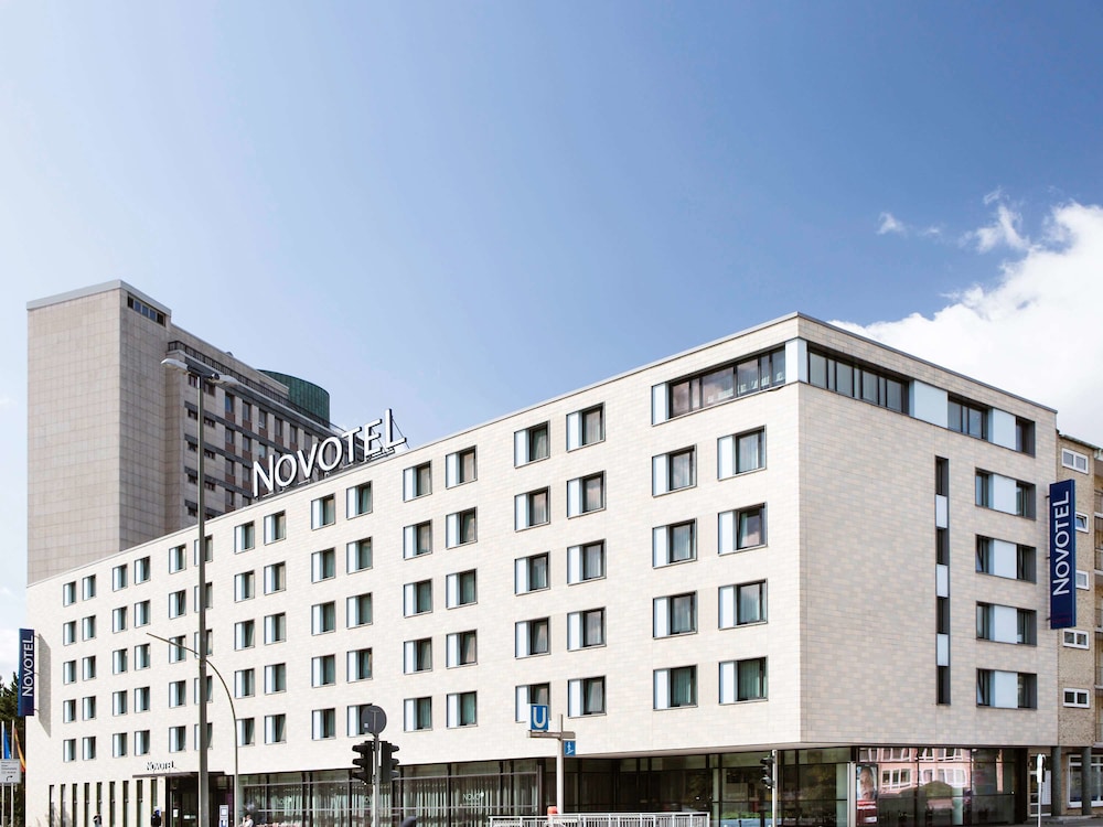 NOVOTEL HAMBURG CITY ALSTER in HAMBURG