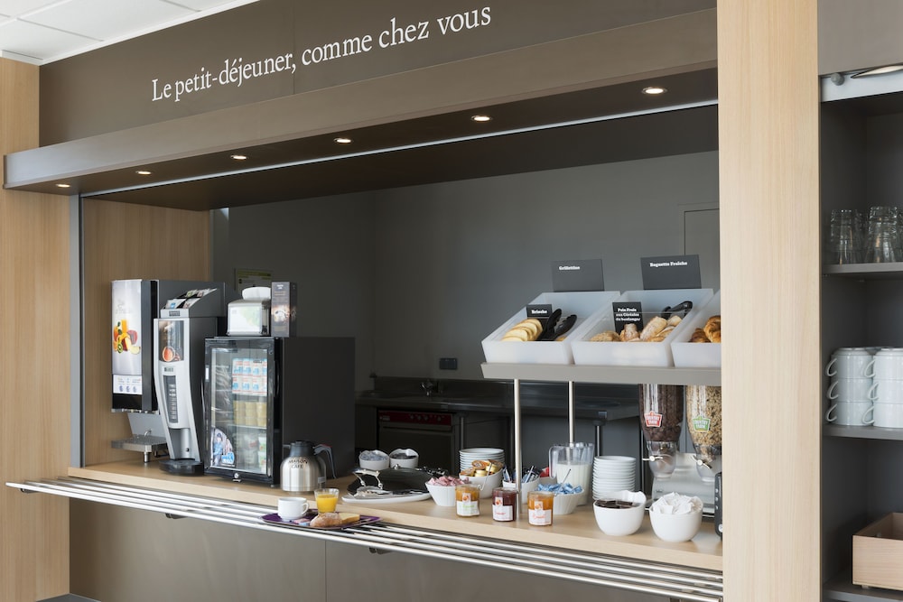 B&B HOTEL La Roche-sur-Yon 25/30