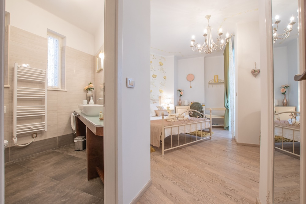 Unique Luxury Rooms 59/66