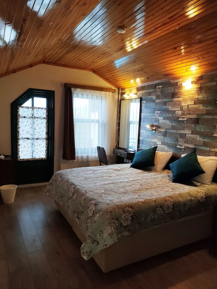 Hotel Lago Di Salda 15/50