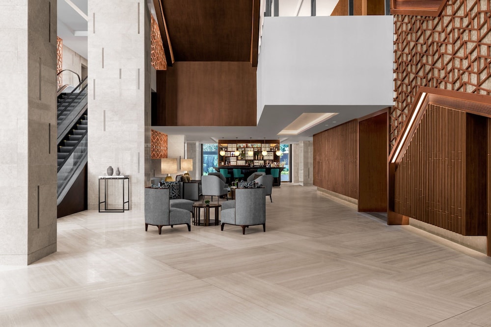 The Westin Manila 4/50