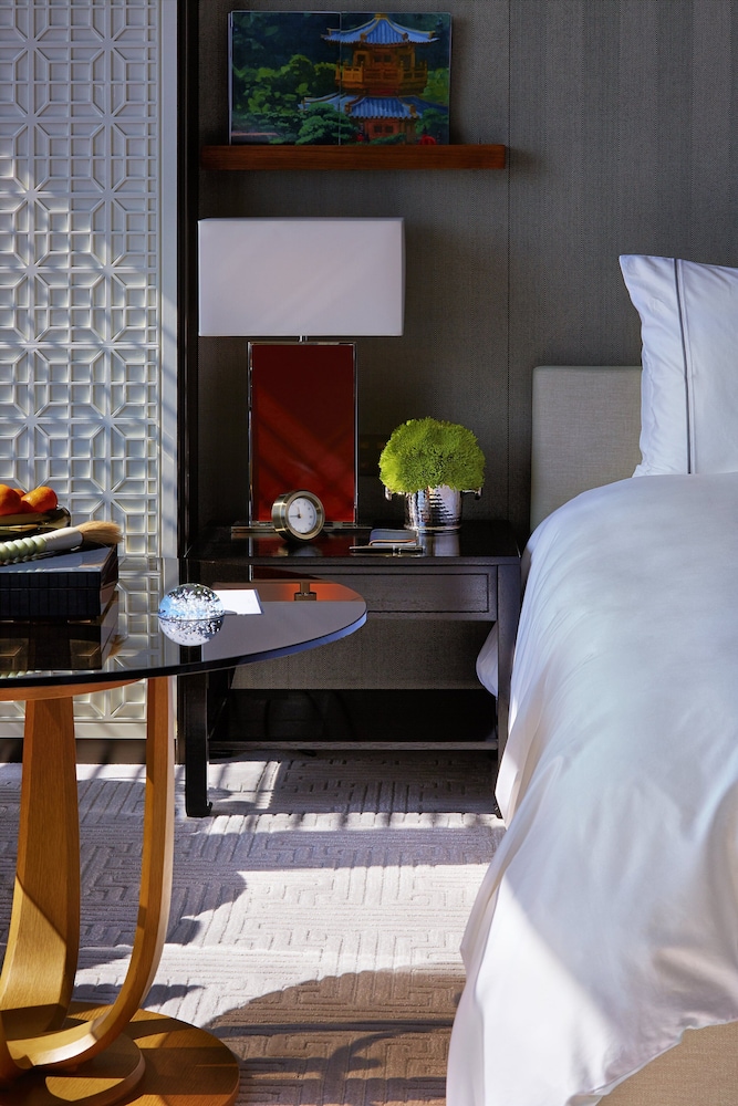 GRAND, TWIN BEDS, HARBOUR VIEW