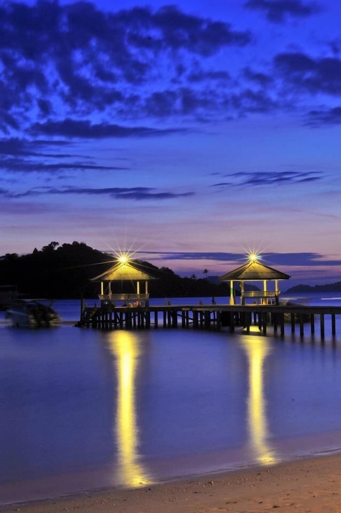 MAKATHANEE RESORT 50/63