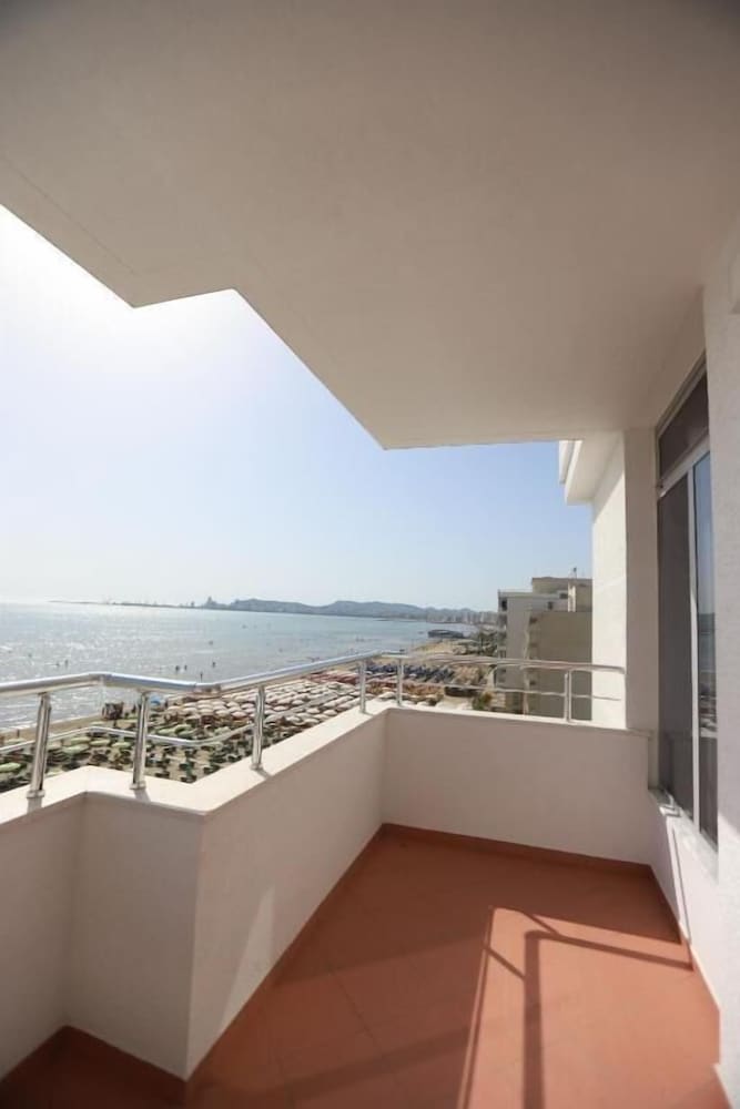 PERANDOR BEACH HOTEL in DURRES