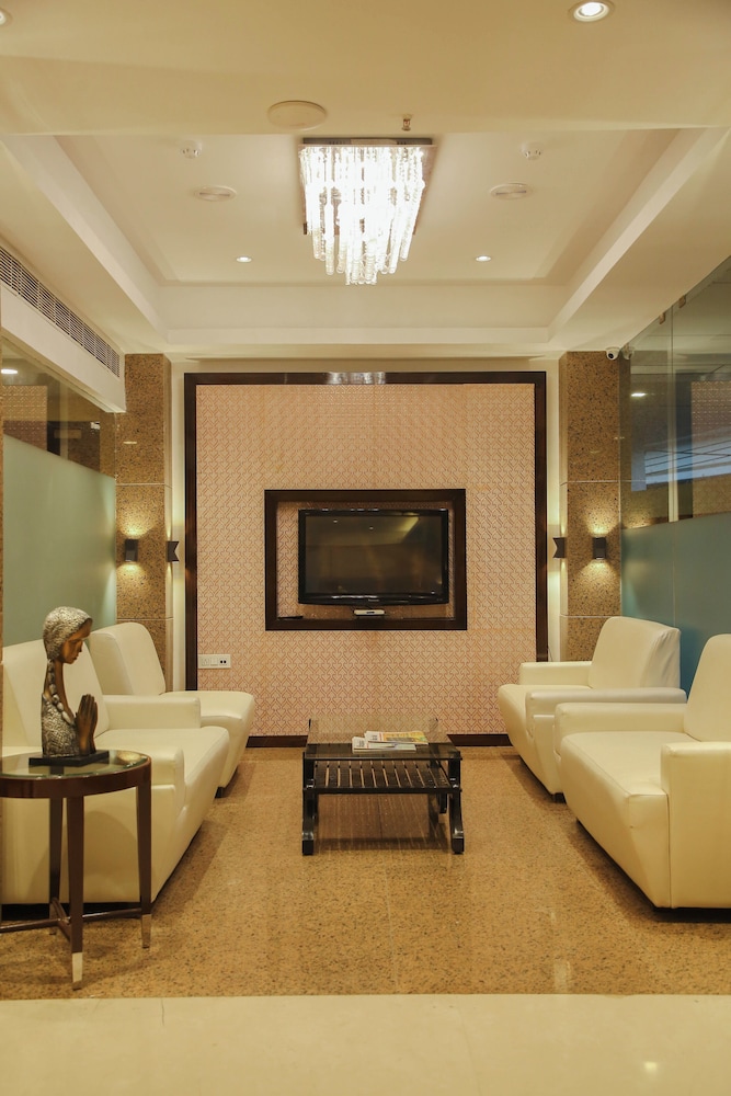 Citrus Prime Raipur By Othpl 16/27