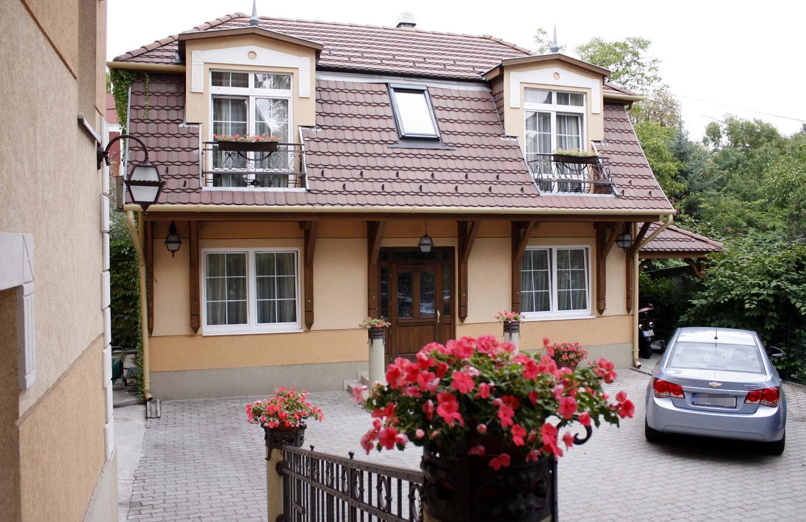 Levay Villa Hotel 3/47