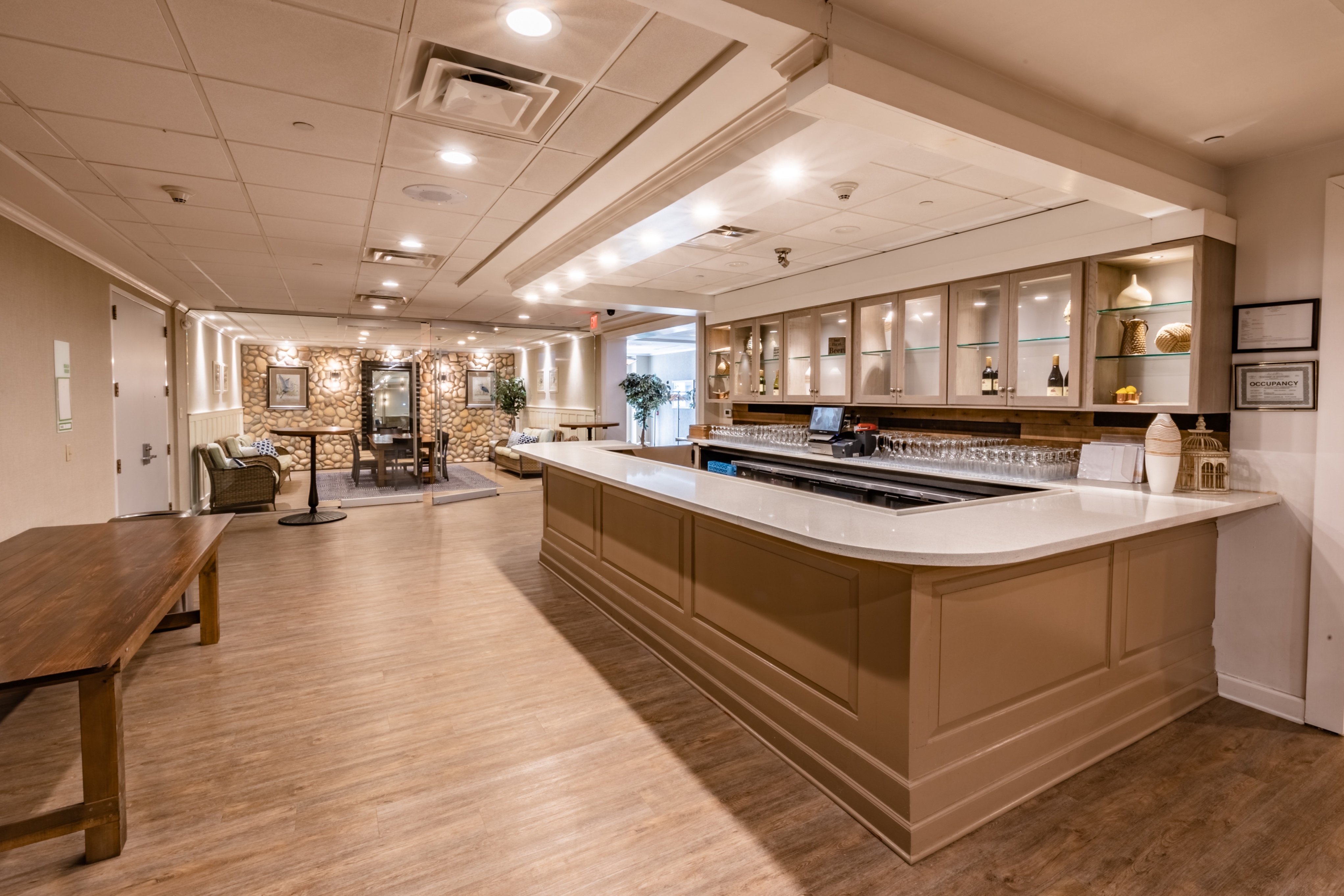 Holiday Inn Manahawkin/Long Beach Island 10/73