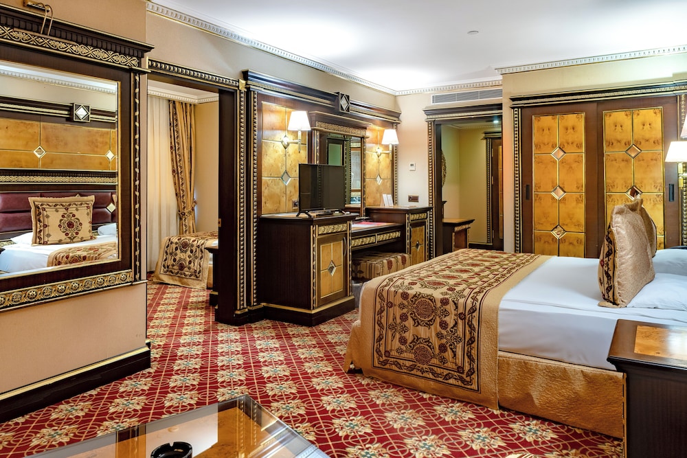 Club Hotel Sera 24/71