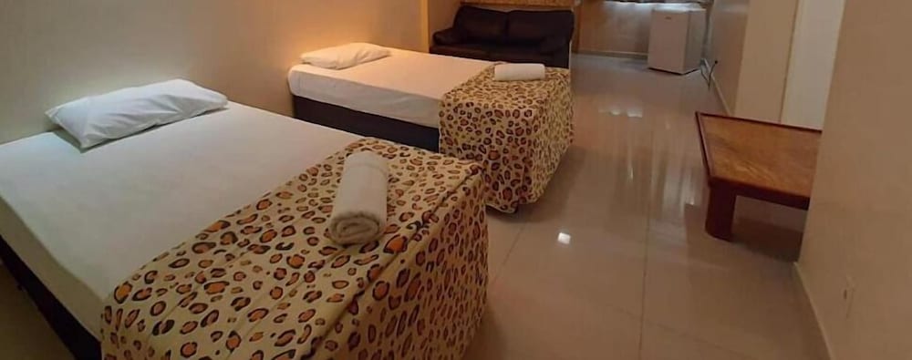 Biss Inn Hotel 11/57