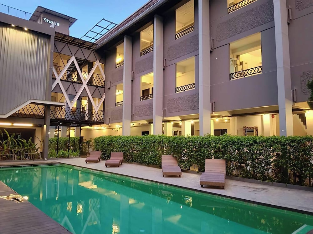 Shane Hotel Chiangmai 8/64