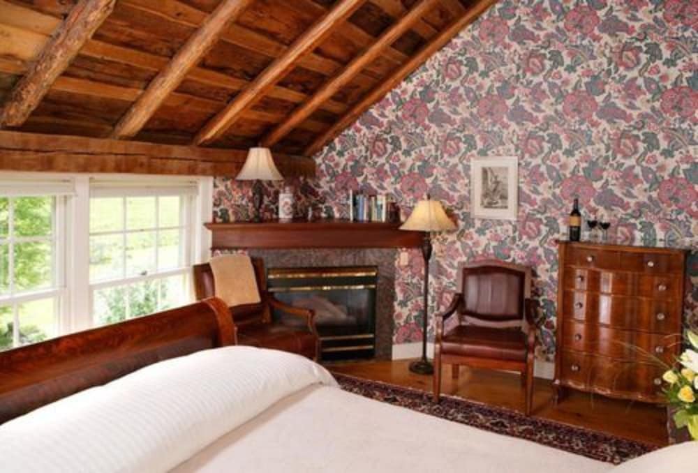 The Inn at Round Barn Farm 15/70