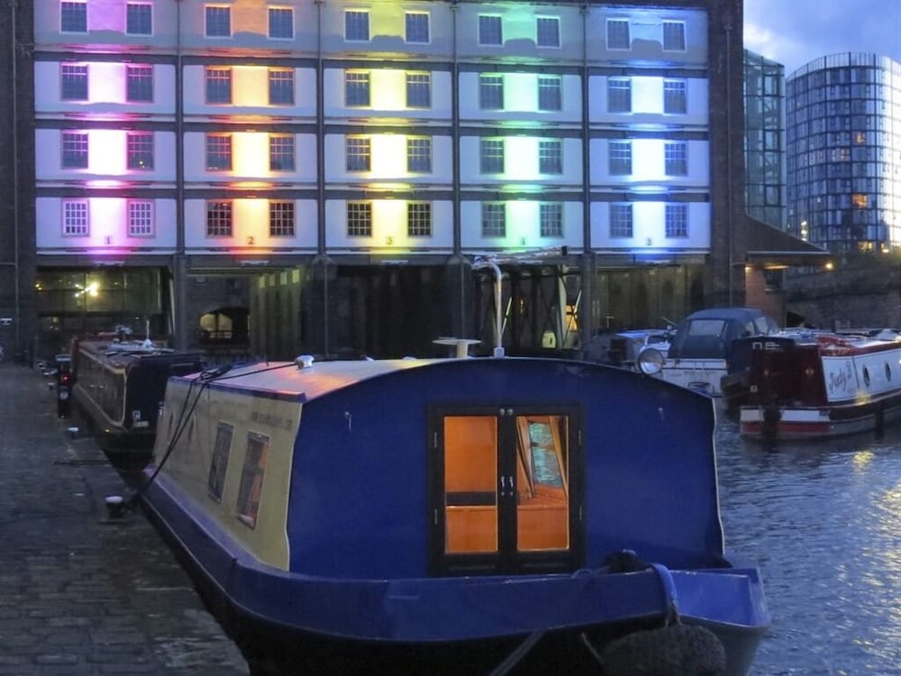 Houseboat Hotels - Hotel boat 2/31