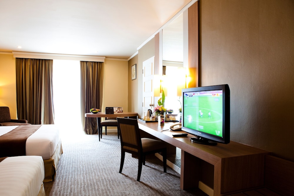 Royal Princess Larn Luang Bangkok Hotel 29/69