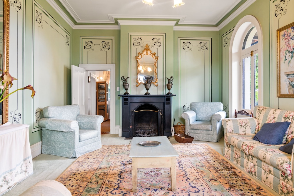 Colhurst House 13/21