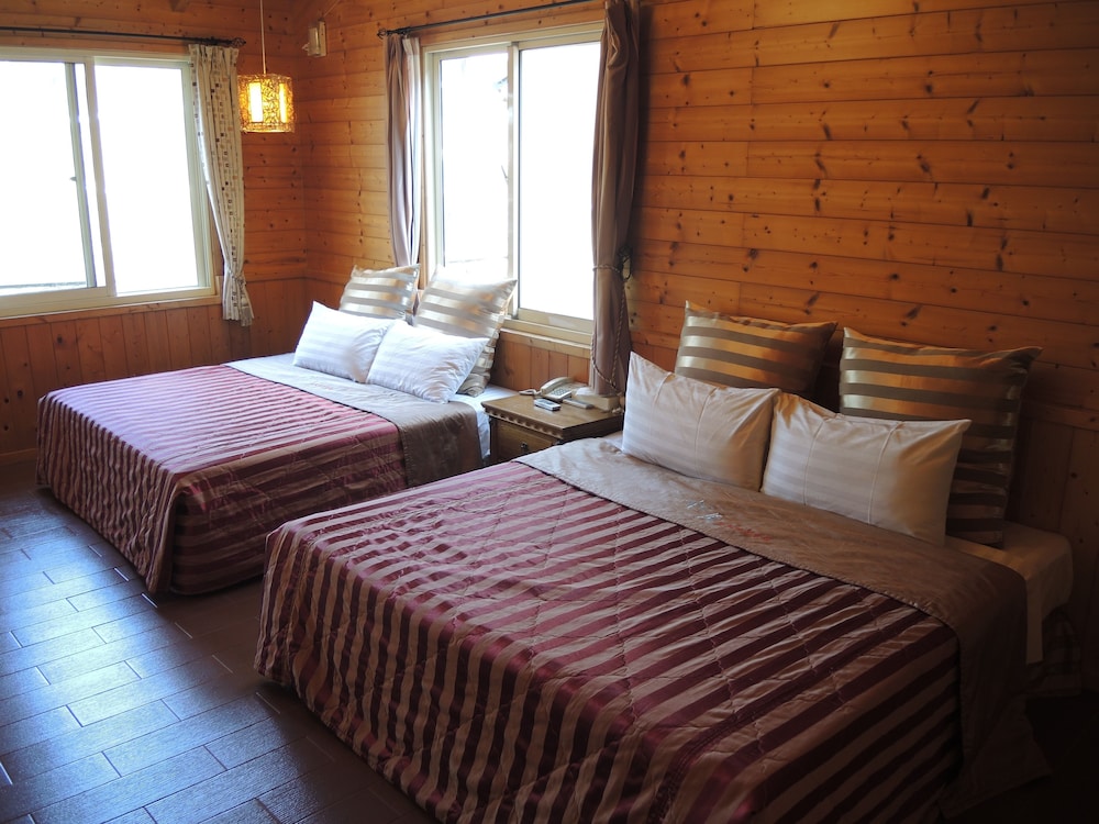 The Deer Resort 11/67