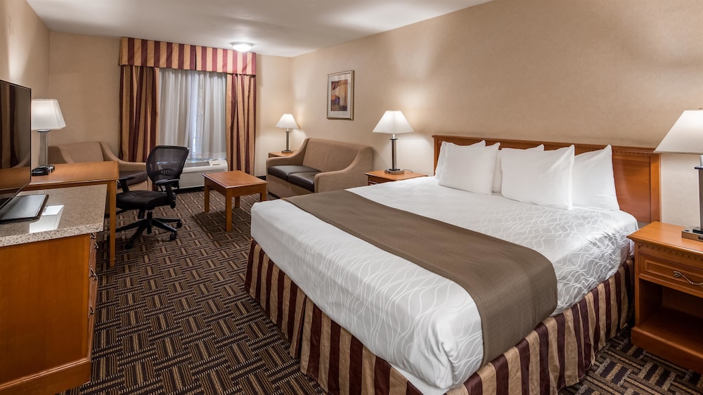 Best Western Norwalk Inn 14/35