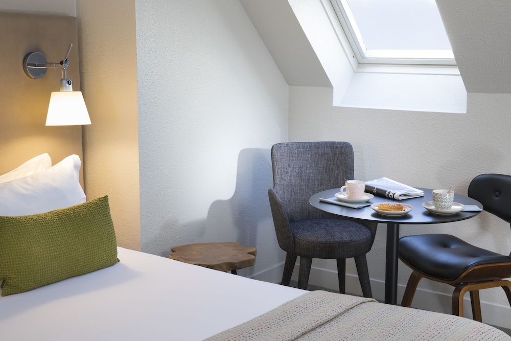 Chambre Deluxe Triple (2 Large Twin Beds and 1 Large Twin Sofa Bed) - Package Rate