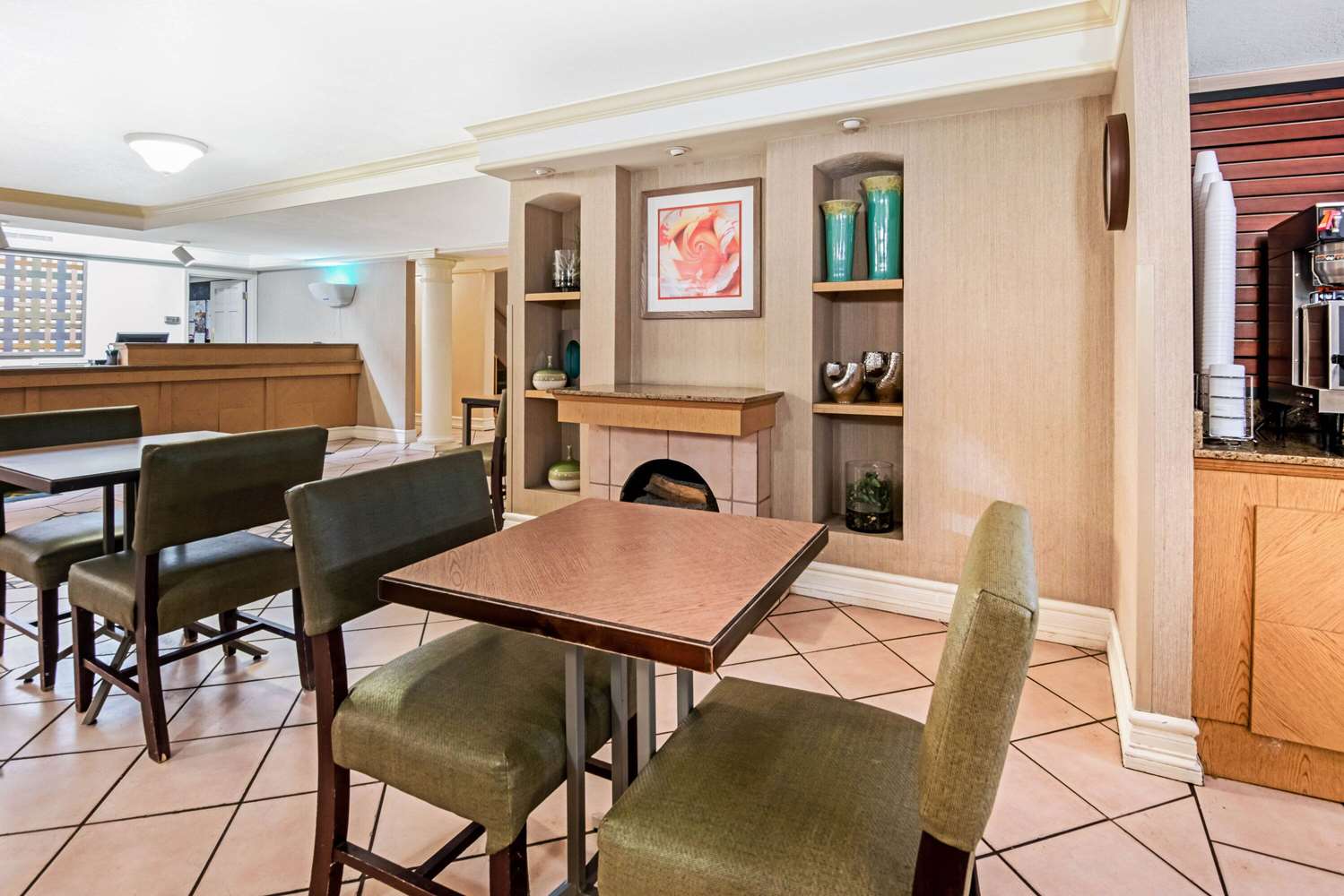 La Quinta Inn by Wyndham Amarillo Mid-City 44/52