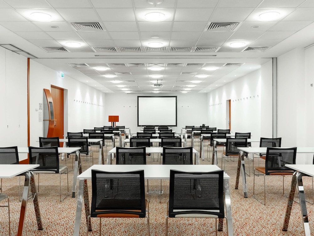 Movenpick Hotel Budapest Centre 64/69