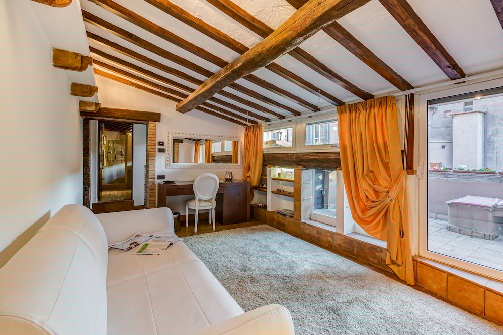 Luxury Trastevere 48/65