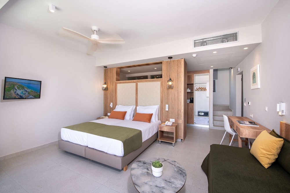 Kiani Beach Resort 13/50