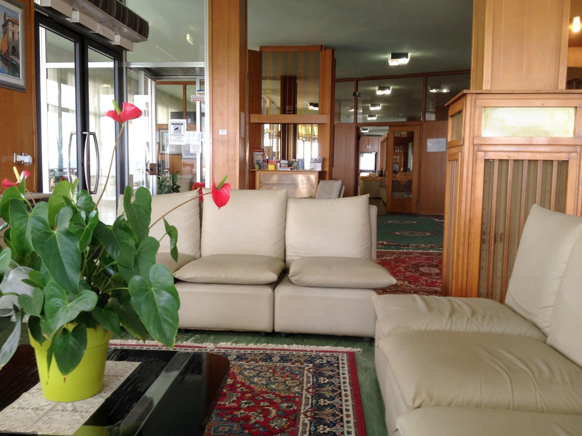 Hotel Quadrifoglio 8/13