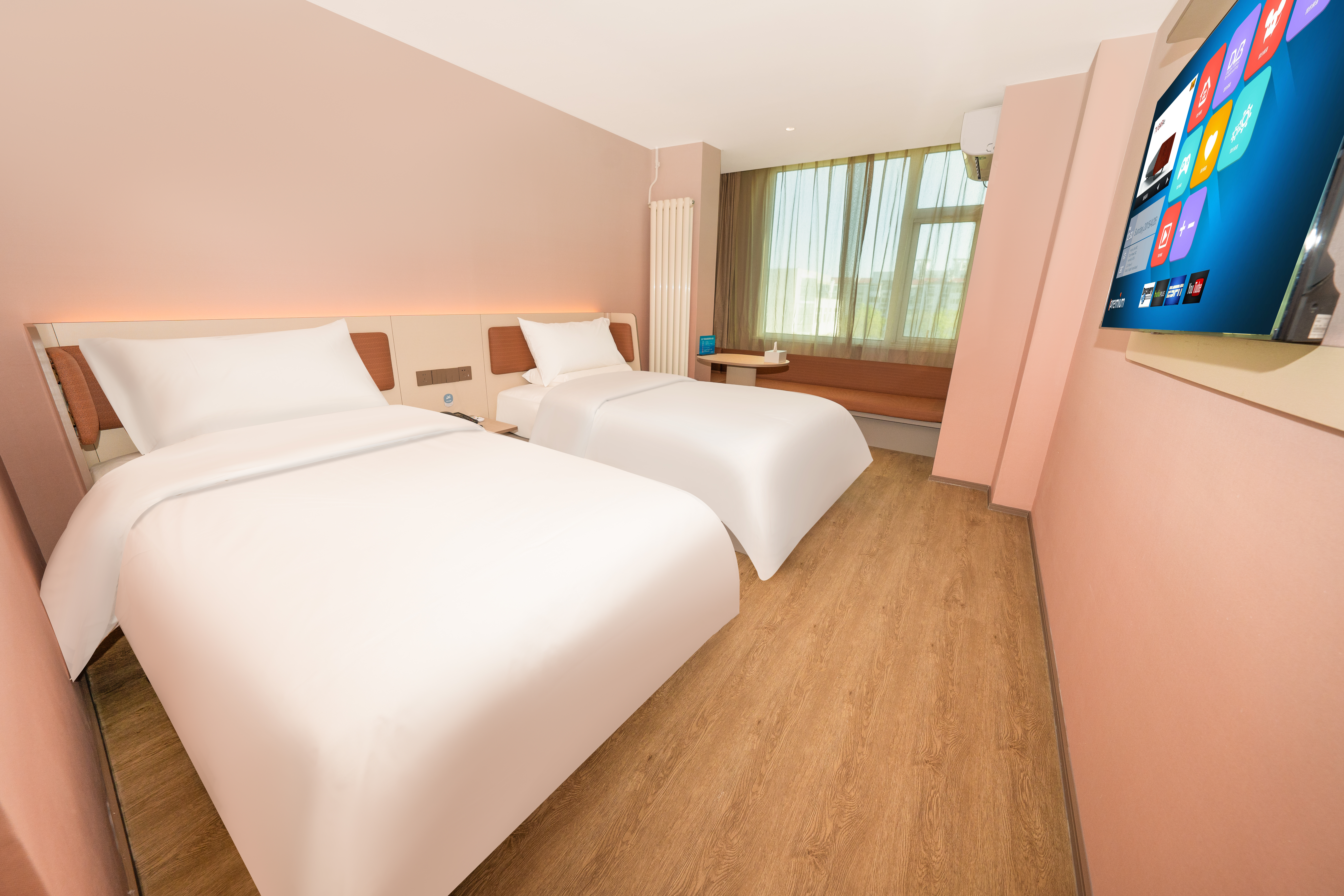 Hanting Hotel (Beijing New National Exhibition Center) 15/38