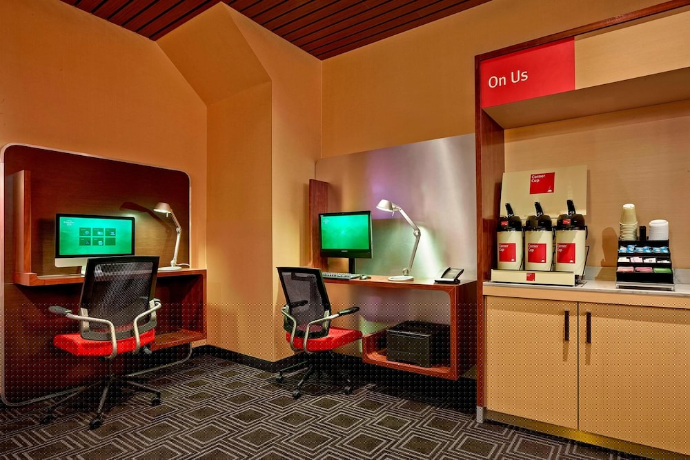 Towneplace Suites by Marriott London 49/58
